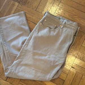 Men’s Levi & Strauss 559 Jeans
42X30
Cream Color 
Like new